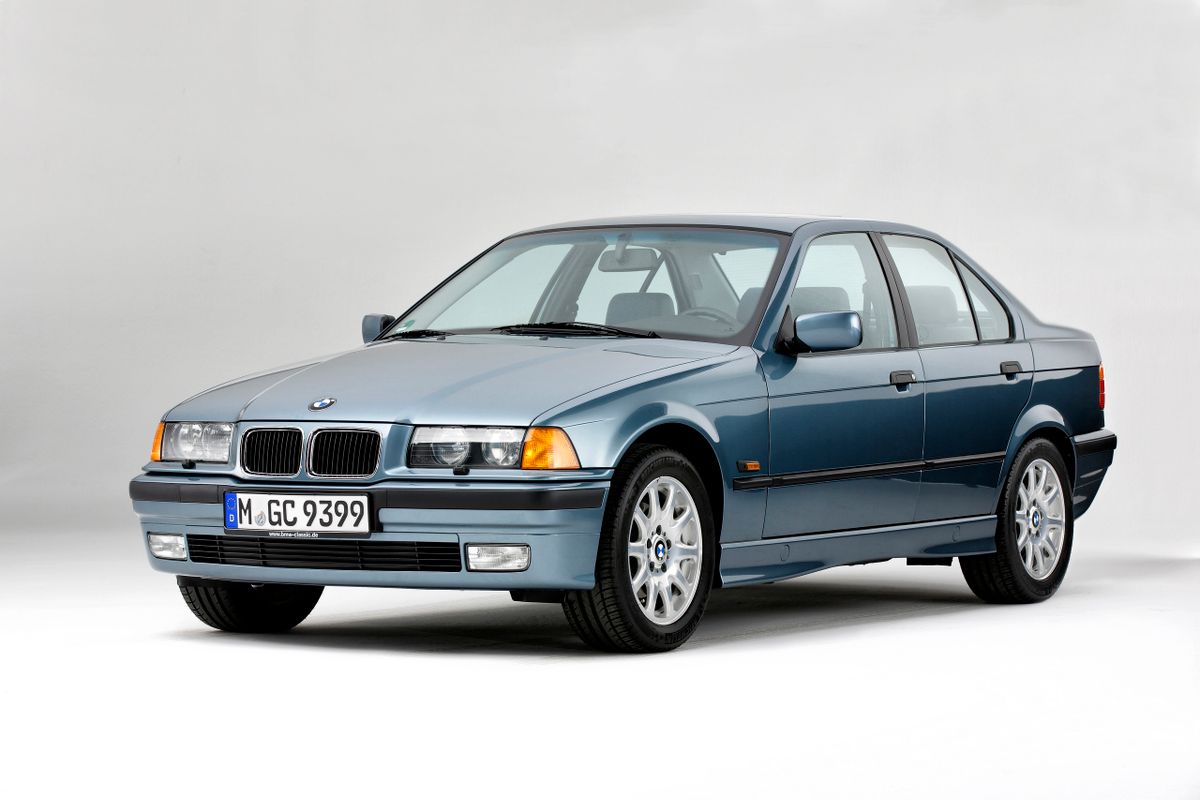 BMW 3 series 1990. Carrosserie, extérieur. Berline, 3 génération