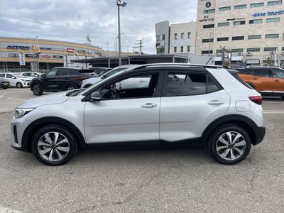 Kia Stonic с пробегом, 2023, частная рука