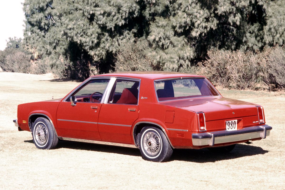 Oldsmobile Omega 1980 year of release 1 generation sedan Trim