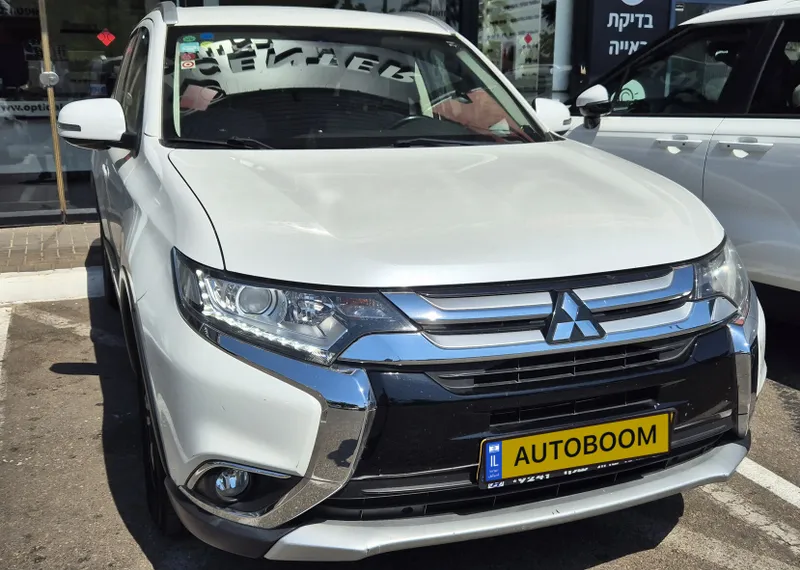 Mitsubishi Outlander 2ème main, 2017, main privée
