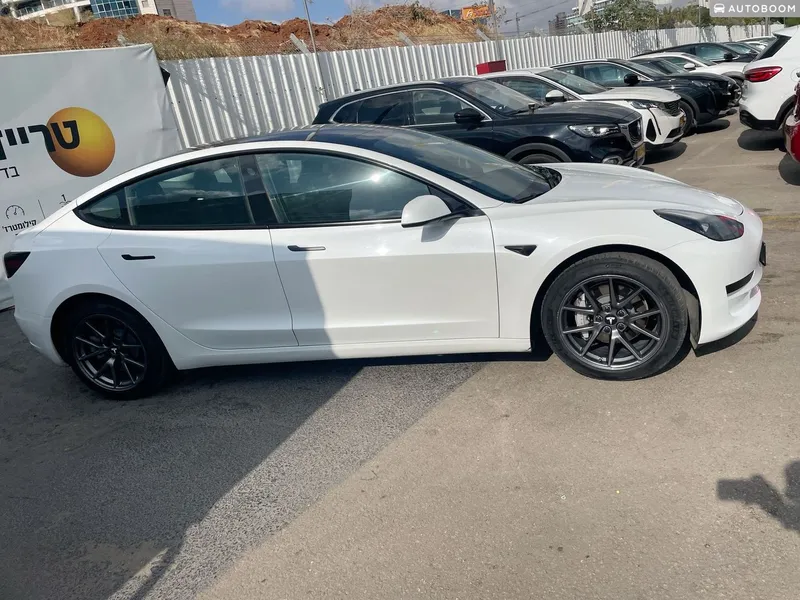 Tesla Model 3 2nd hand, 2023