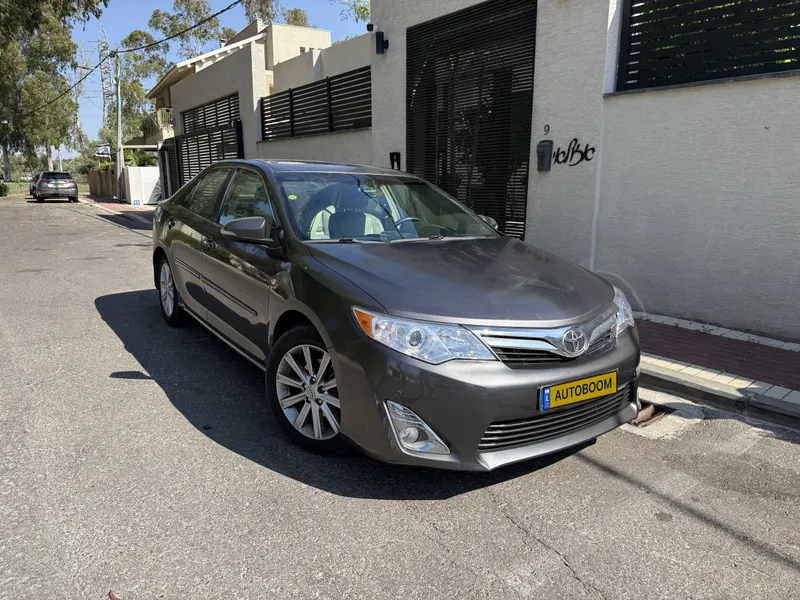 Toyota Camry 2nd hand, 2013, private hand