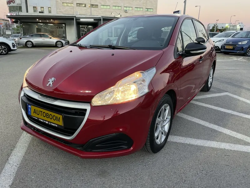 Peugeot 208 2nd hand, 2018, private hand