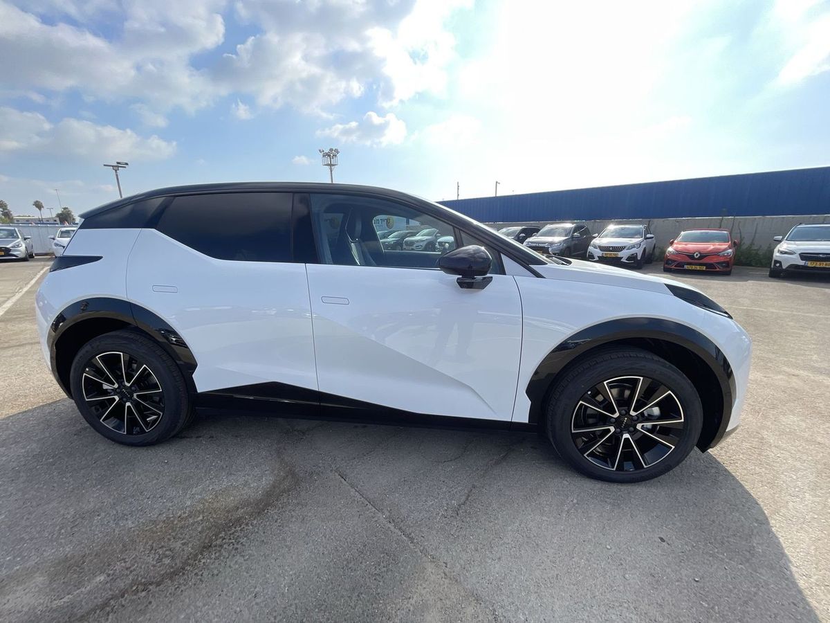 Zeekr X new car, 2024