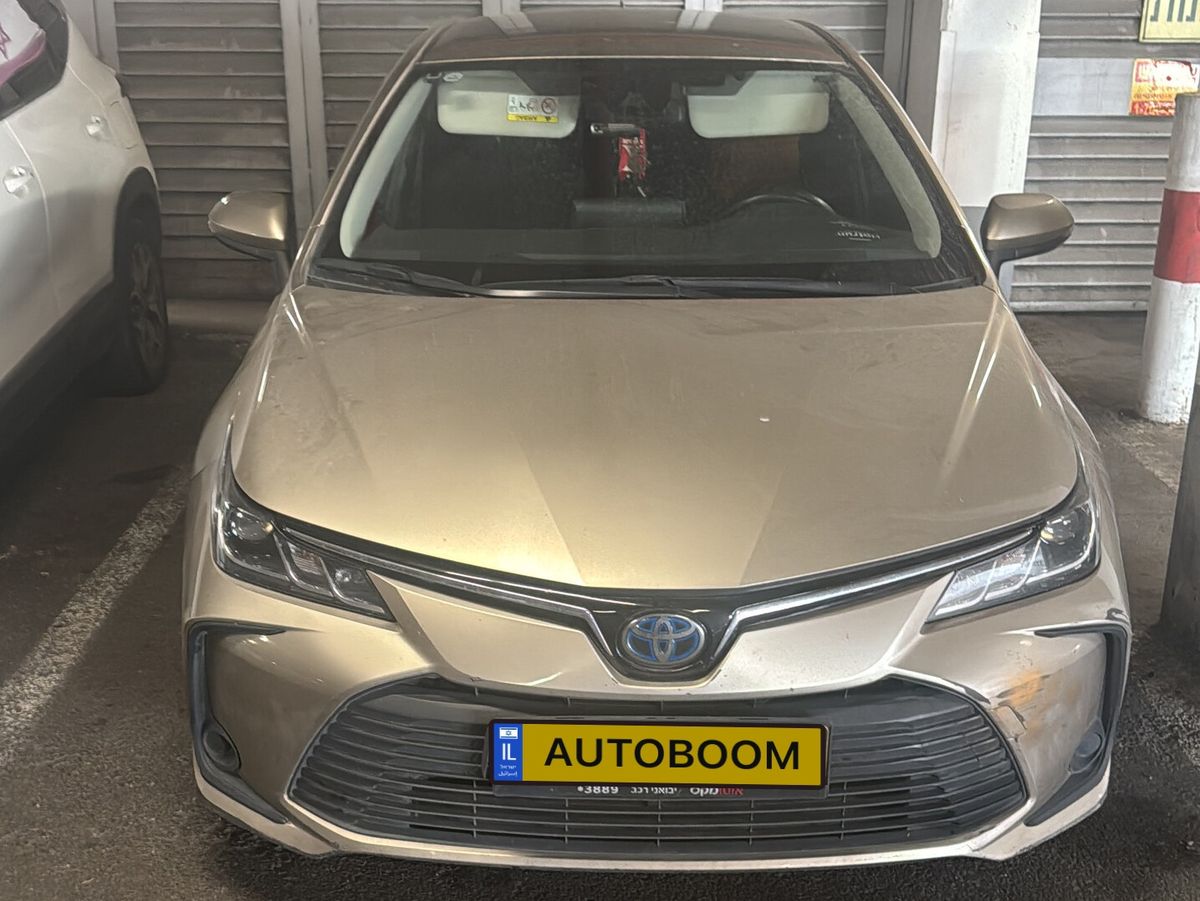 Toyota Corolla 2nd hand, 2021, private hand