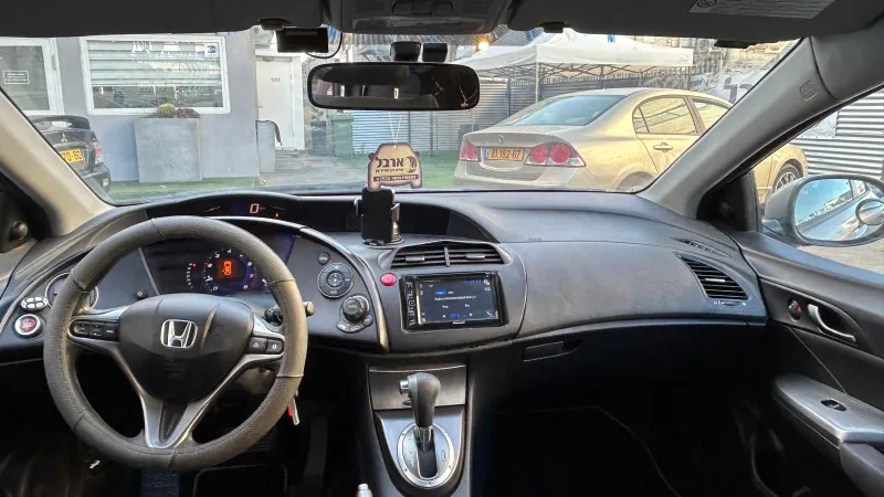 Honda Civic с пробегом, 2011