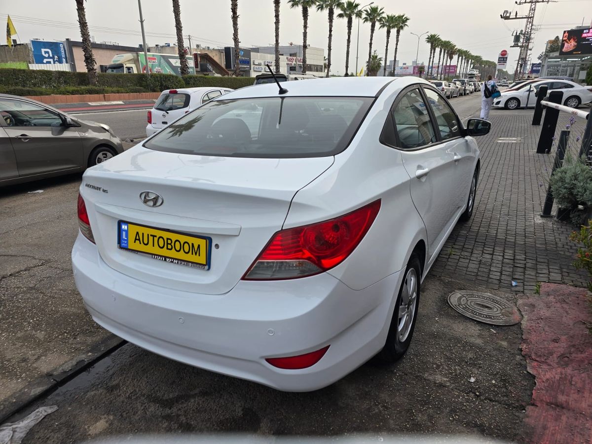 Hyundai i25 2nd hand, 2016