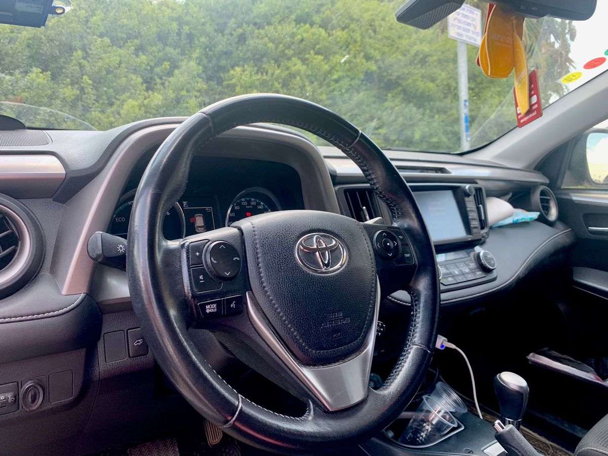 Toyota RAV4 2ème main, 2016, main privée