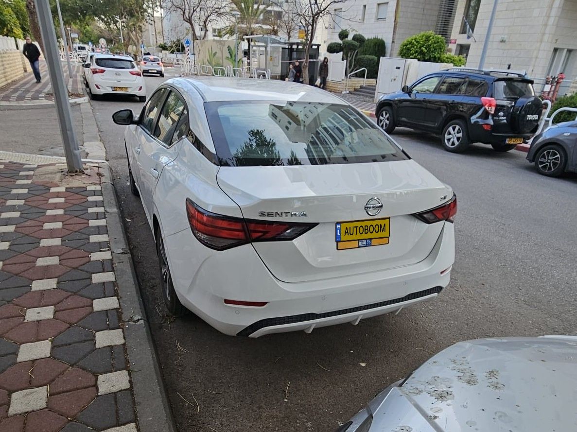 ניסאן סנטרה יד 2 רכב, 2021, פרטי