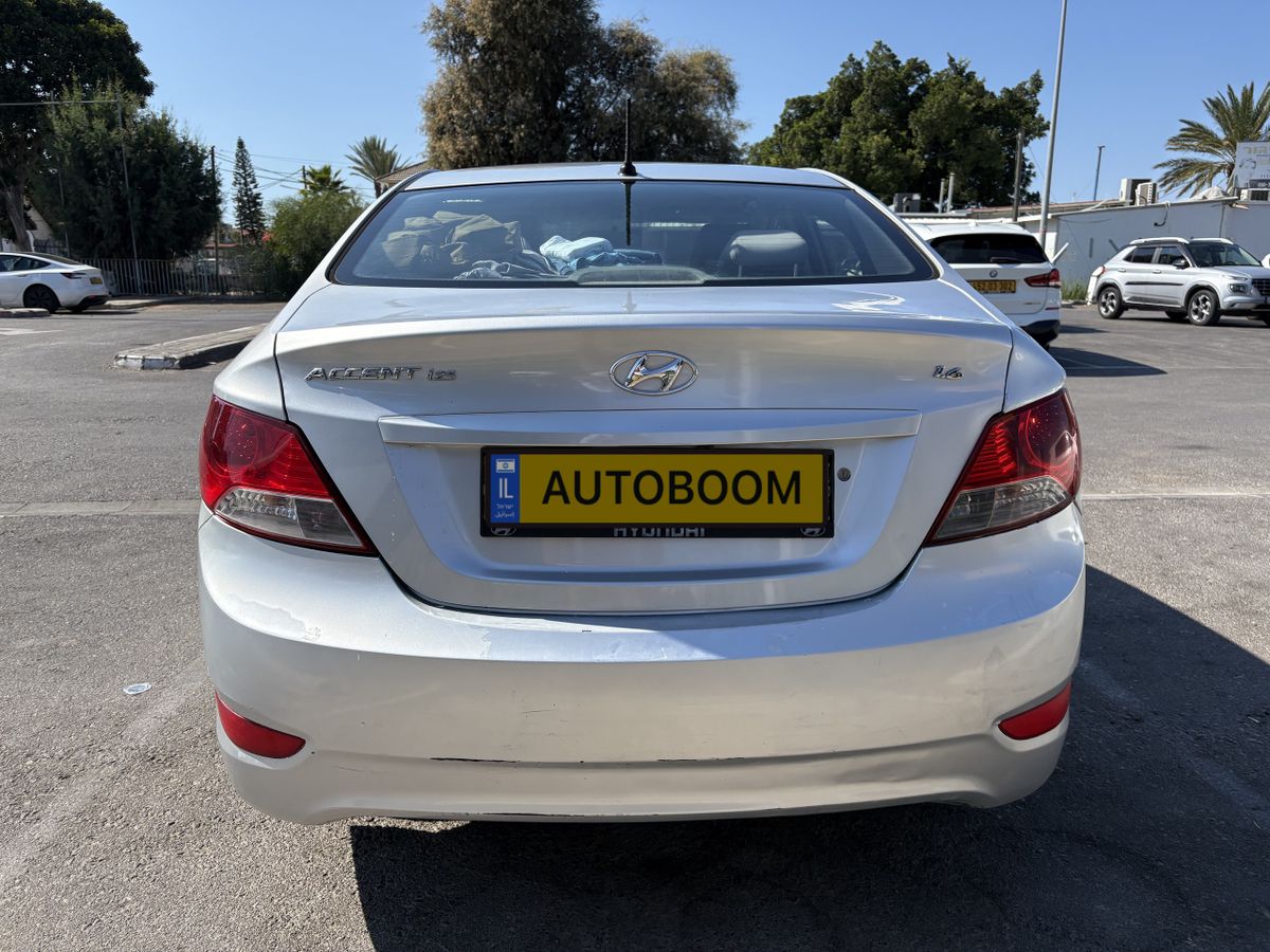יונדאי i25 יד 2 רכב, 2016, פרטי