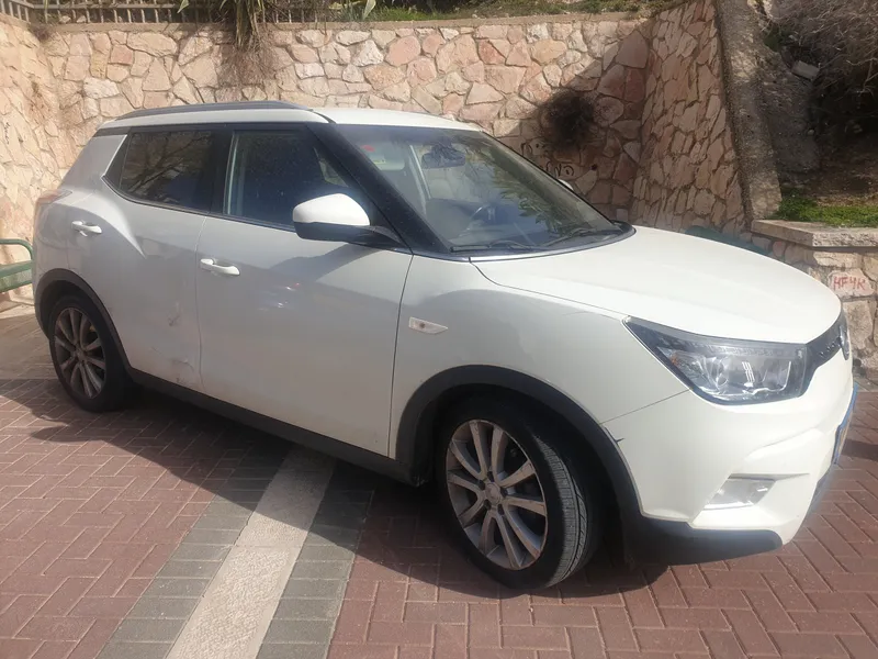 SsangYong Tivoli 2nd hand, 2017, private hand