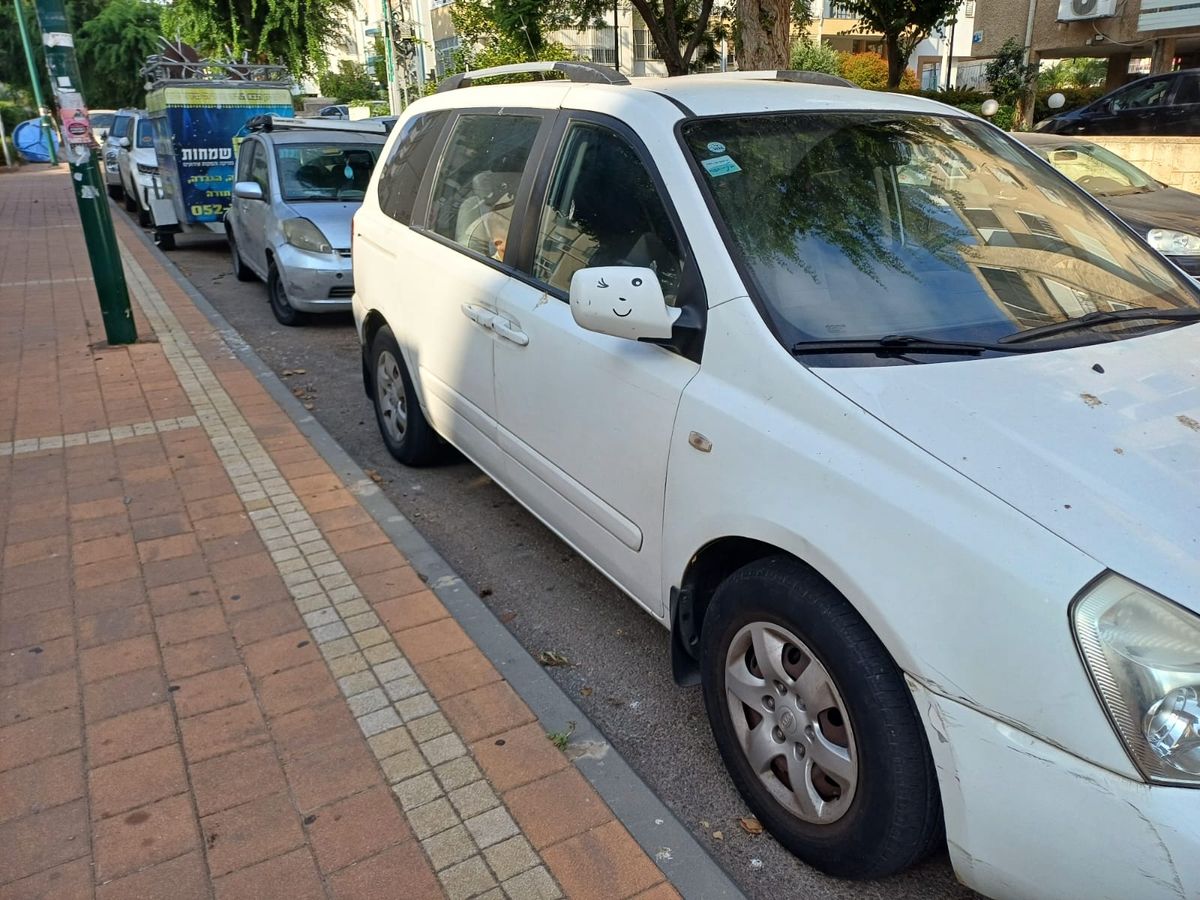 Kia Carnival с пробегом, 2010, частная рука