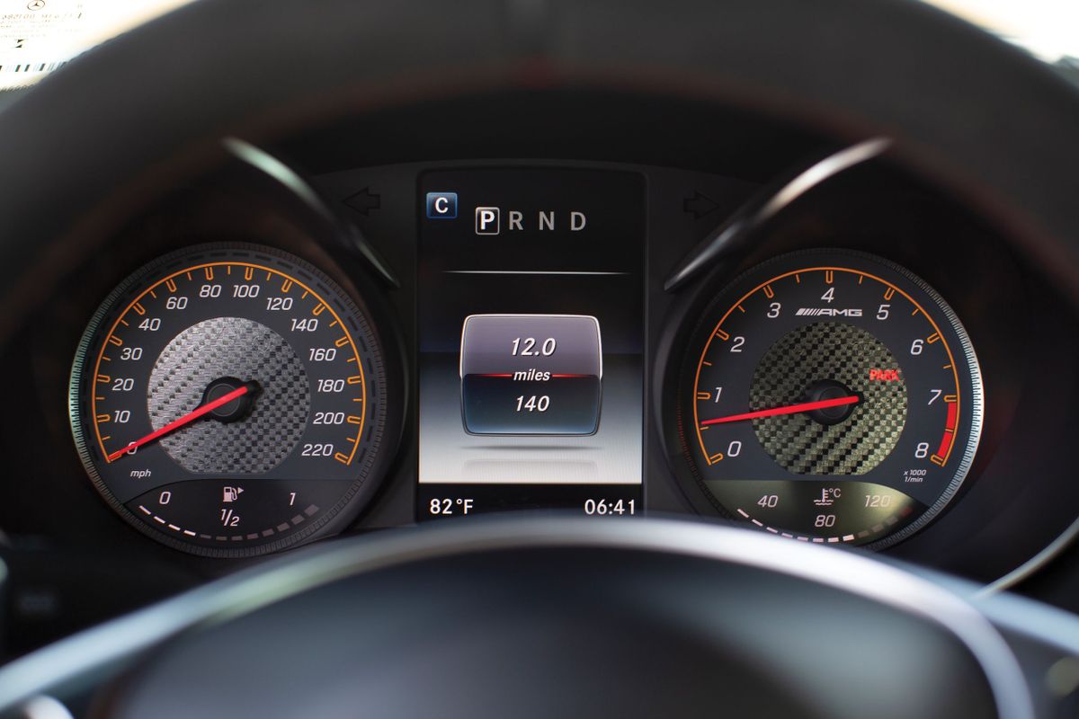 Мерседес AMG GT 2014. Панель приборов. Купе, 1 поколение
