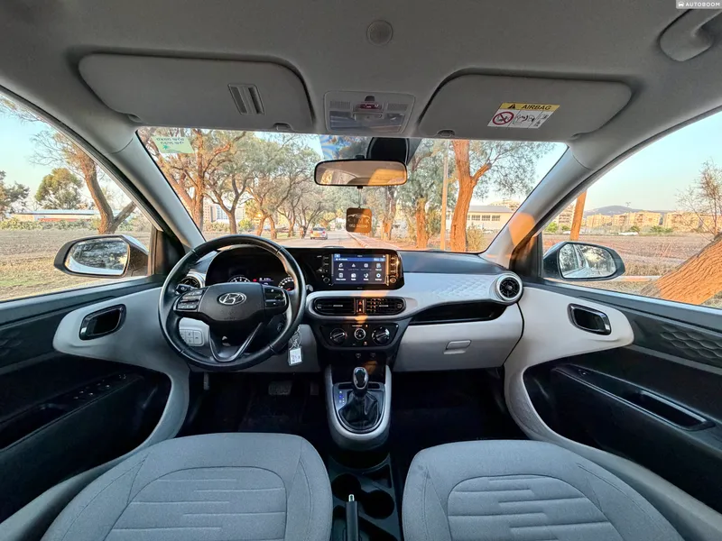 Hyundai i10 2nd hand, 2023, private