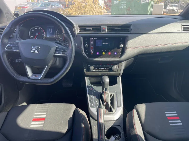 SEAT Arona с пробегом, 2021, частная рука