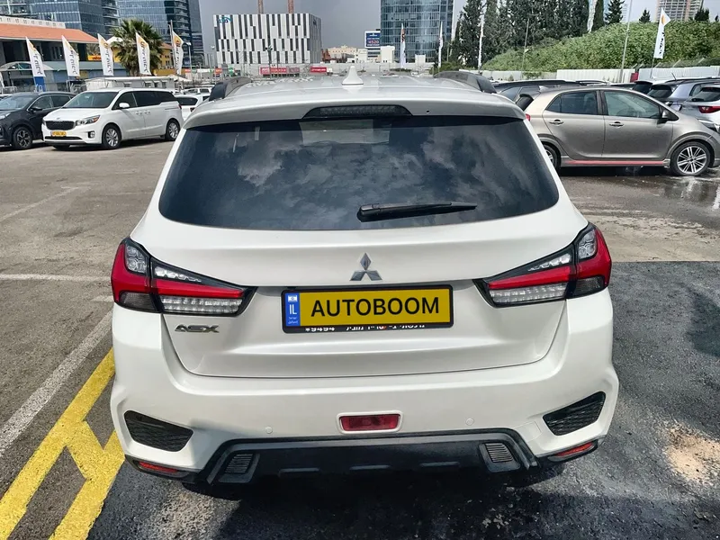 ميتسوبيشي ASX مستعمل, 2020