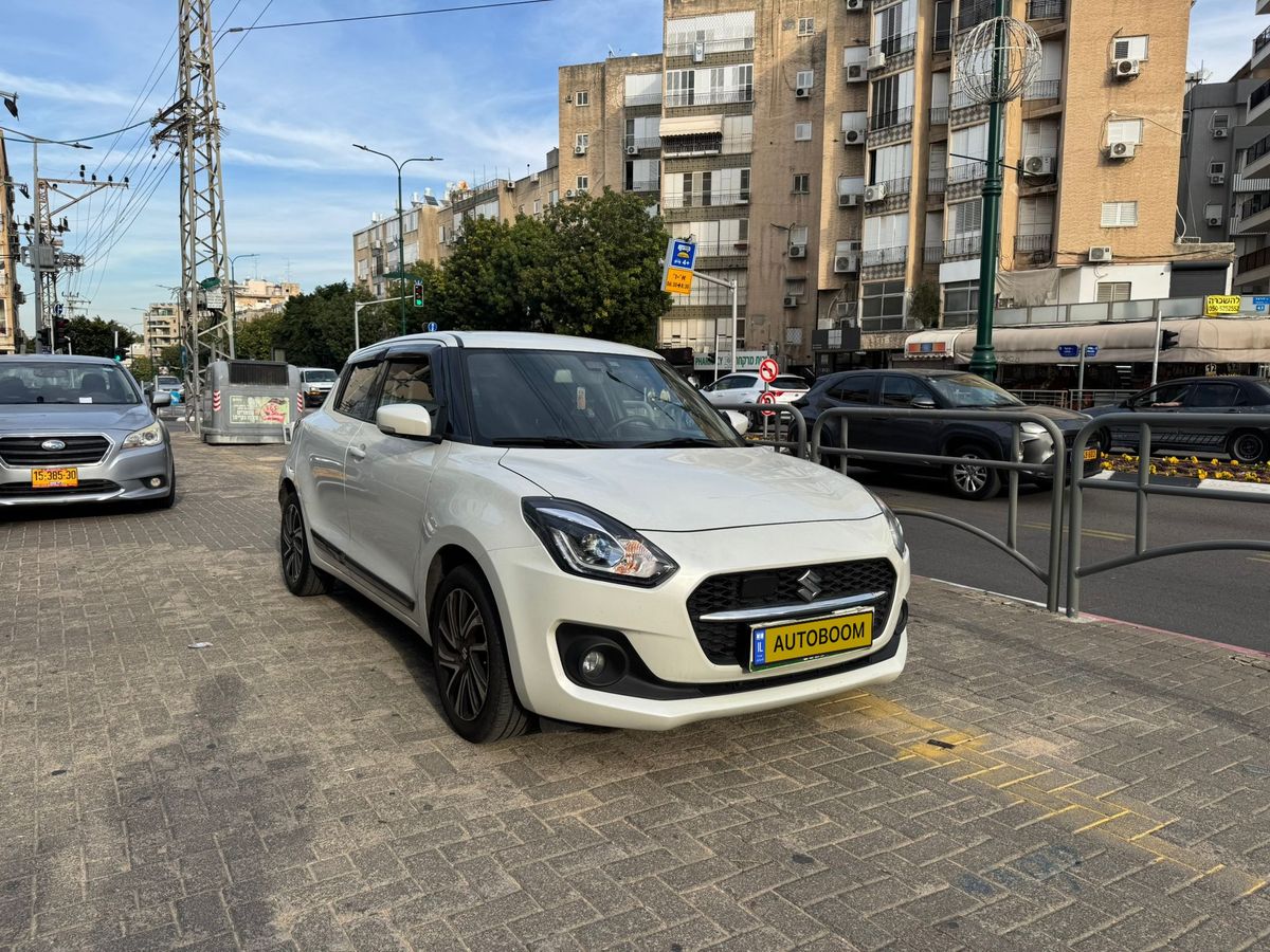 Suzuki Swift 2nd hand, 2023, private hand