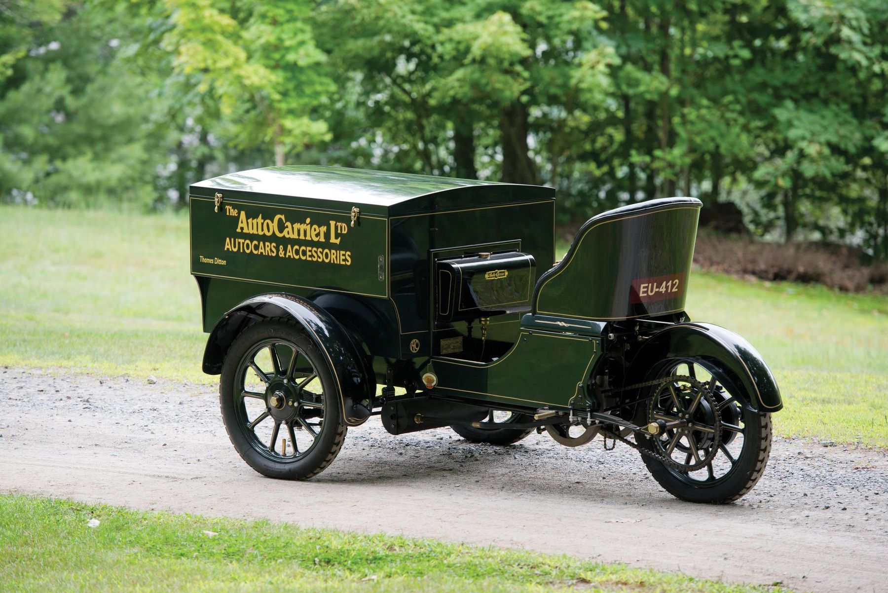 Автомобиль AC auto Carrier delivery Box van 1912 год
