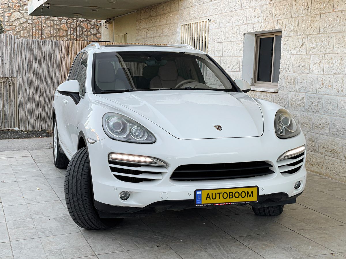Porsche Cayenne 2nd hand, 2011, private hand