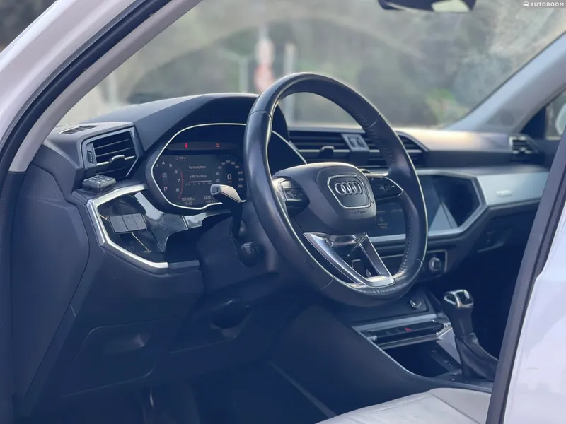 Audi Q3 с пробегом, 2019, частная