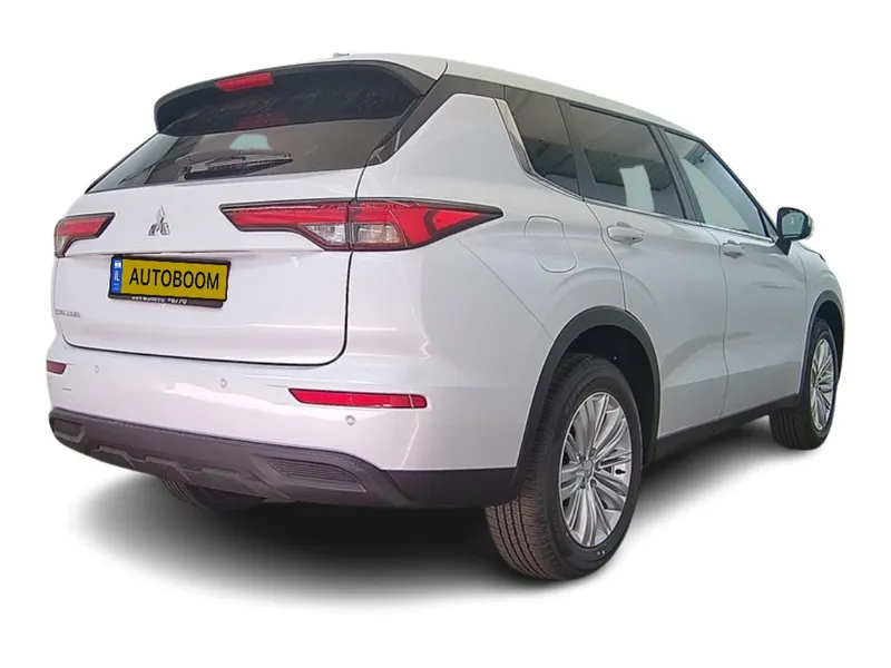Mitsubishi Outlander new car, 2024