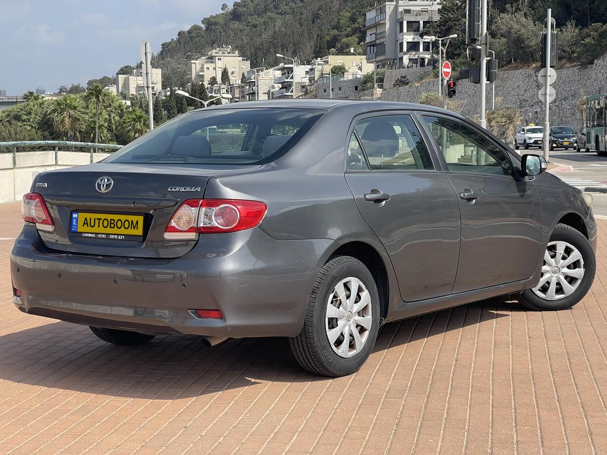 Toyota Corolla 2nd hand, 2010