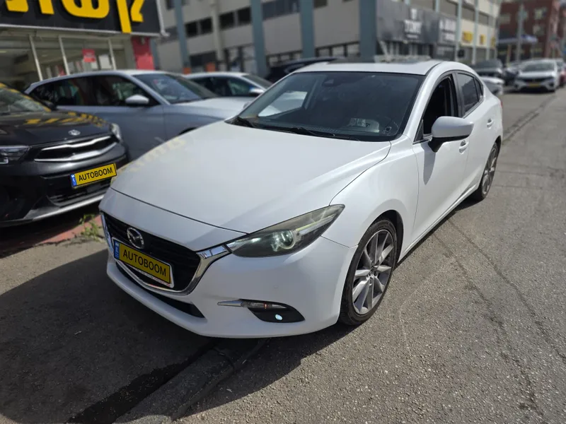 Mazda 3 2nd hand, 2017, private