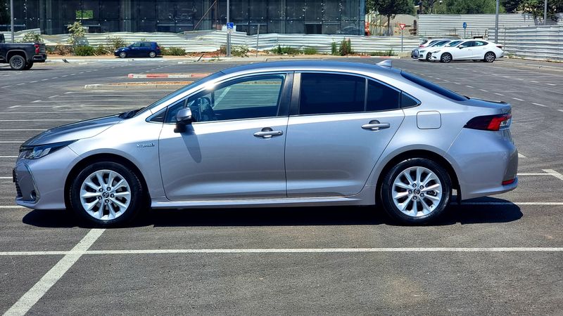 Продаю Toyota Corolla, 2019 в Израиле: серебристый 2019 года за ₪ 106. ...