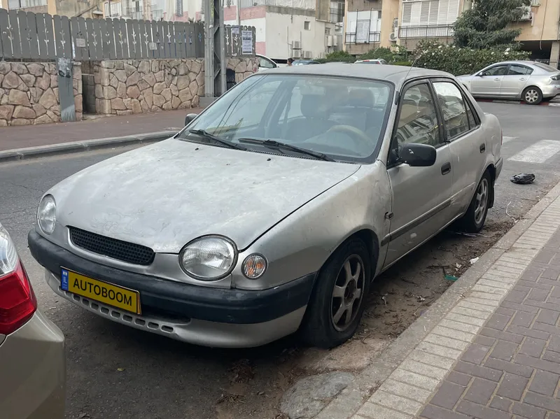 טויוטה קורולה יד 2 רכב, 1999, פרטי