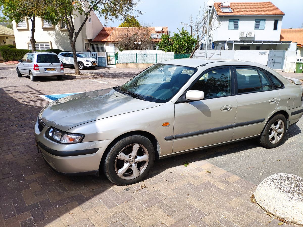 מאזדה 626 יד 2 רכב, 1998, פרטי