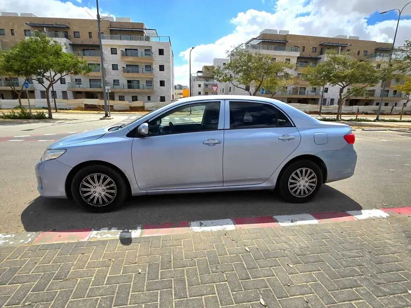 Toyota Corolla 2nd hand, 2013, private hand