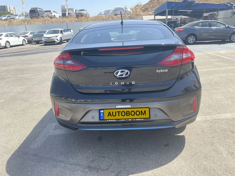יונדאי איוניק יד 2 רכב, 2018