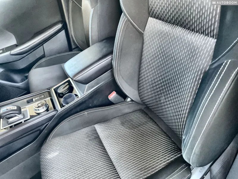Mitsubishi Outlander 2nd hand, 2024, private