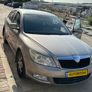 Skoda Octavia, 2010, photo