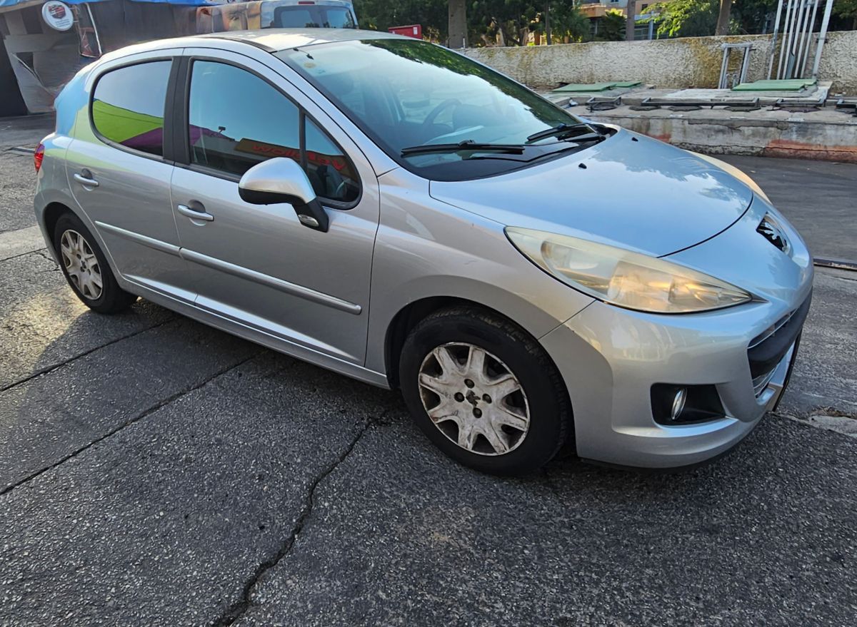 Peugeot 207 с пробегом, 2011, частная рука