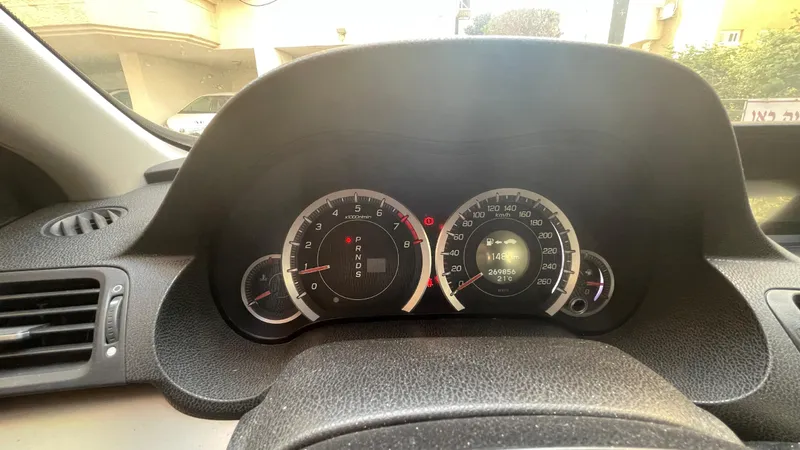 Honda Accord 2nd hand, 2011, private hand