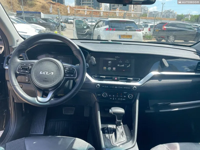 Kia Niro с пробегом, 2022