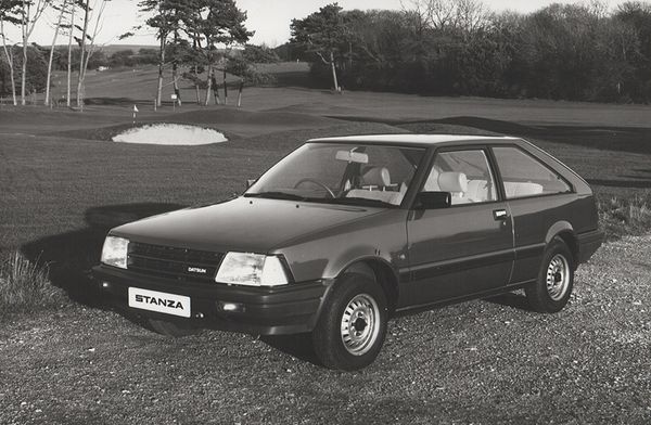 Datsun Stanza 1982. Carrosserie, extérieur. Hatchback 3-portes, 2 génération