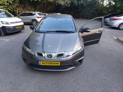 Honda Civic с пробегом, 2010