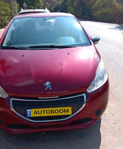 Peugeot 208, 2015, photo