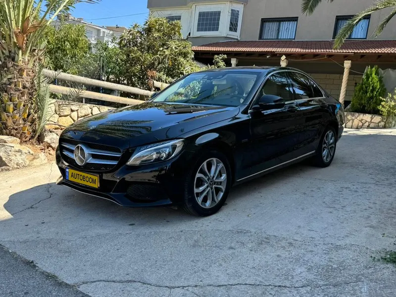 Mercedes C-Class 2nd hand, 2018, private hand