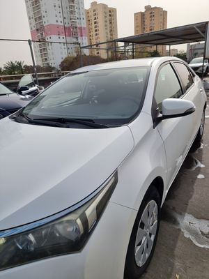 Toyota Corolla с пробегом, 2015