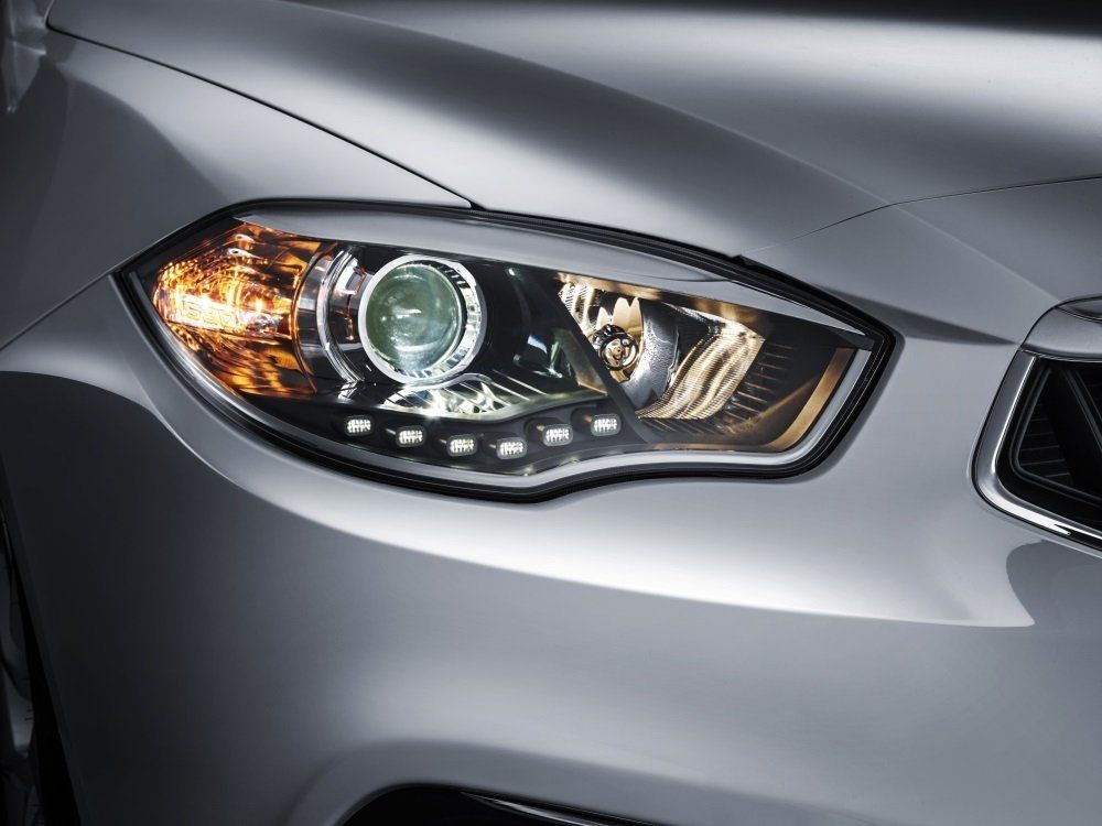 Brilliance H530 2016. Headlights. Sedan, 1 generation, restyling