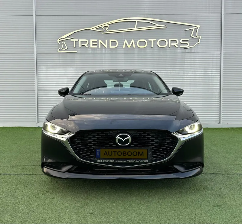 Mazda 3 2nd hand, 2023, private