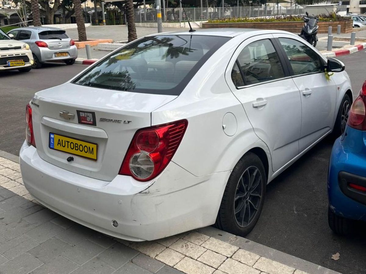Chevrolet Sonic с пробегом, 2012, частная рука