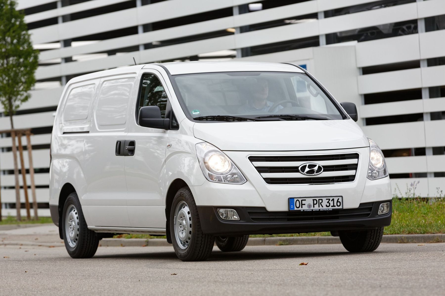 Hyundai starex 2. Hyundai grand starex 2004. хендай старекс 2012 2. Hyundai h1 starex минивэн. Hyundai h1 1997.