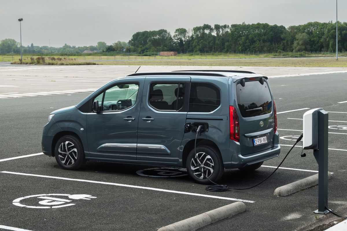 Toyota ProAce City 2023. Кузов, экстерьер. Компактвэн, 1 поколение, рестайлинг