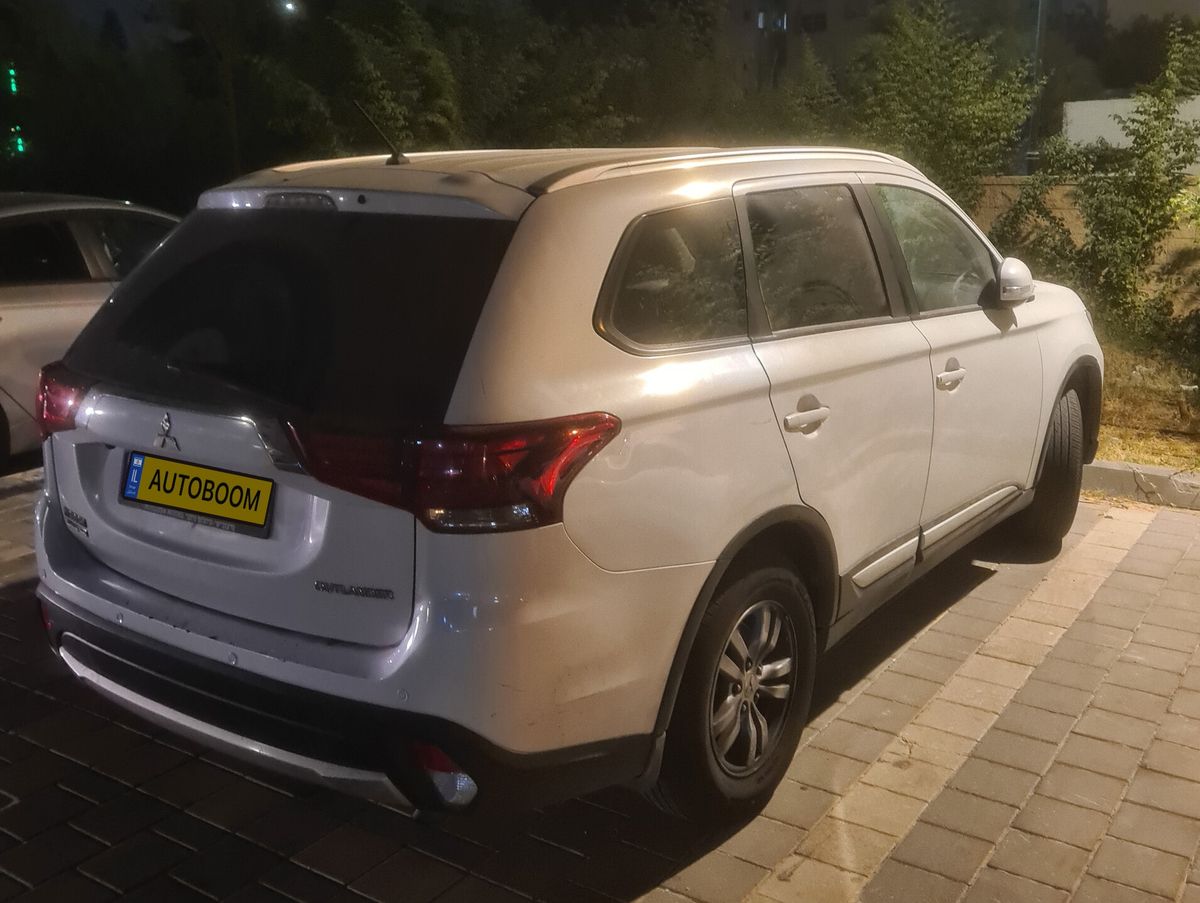 Mitsubishi Outlander 2ème main, 2016, main privée