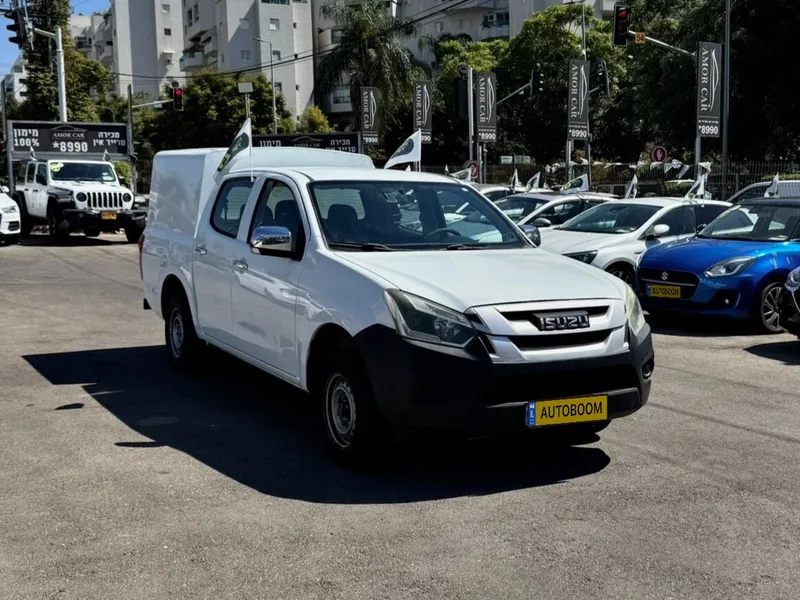 Isuzu D-Max с пробегом, 2017
