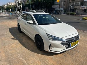 Hyundai Elantra, 2019, photo
